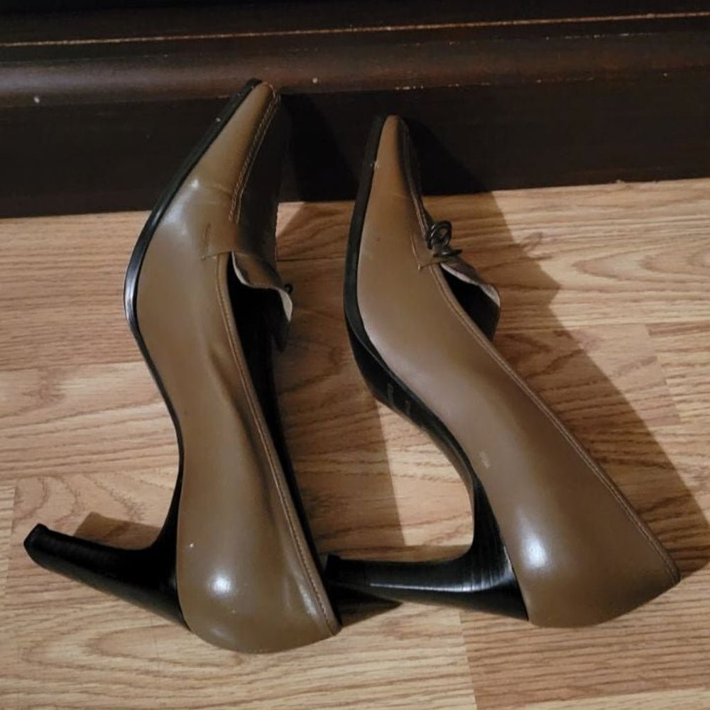 Lady shoes - Picture 2 of 5